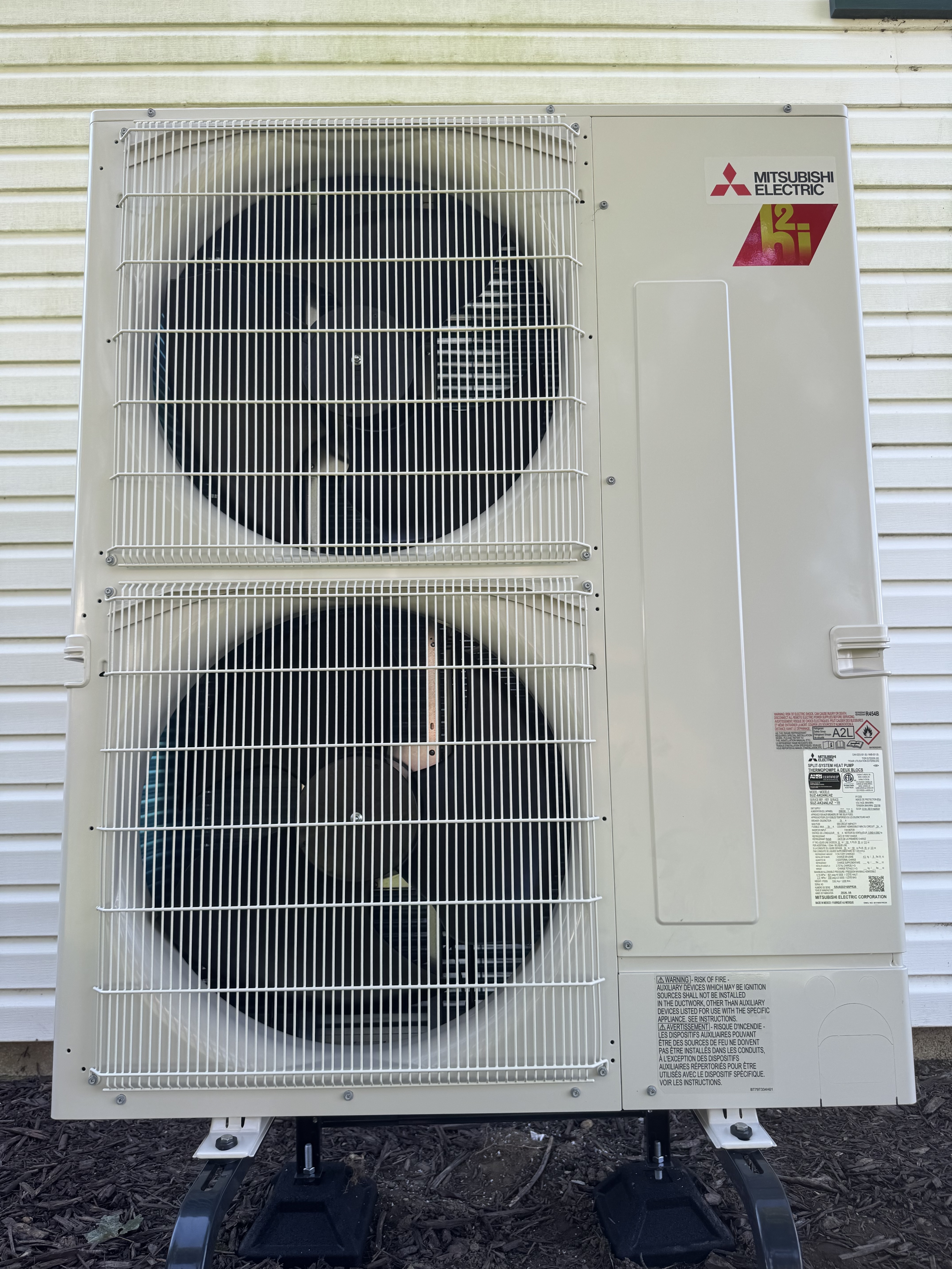 Mitsubishi Electric Hyper-Heat heat pump installed at a Mount Vernon, Ohio home